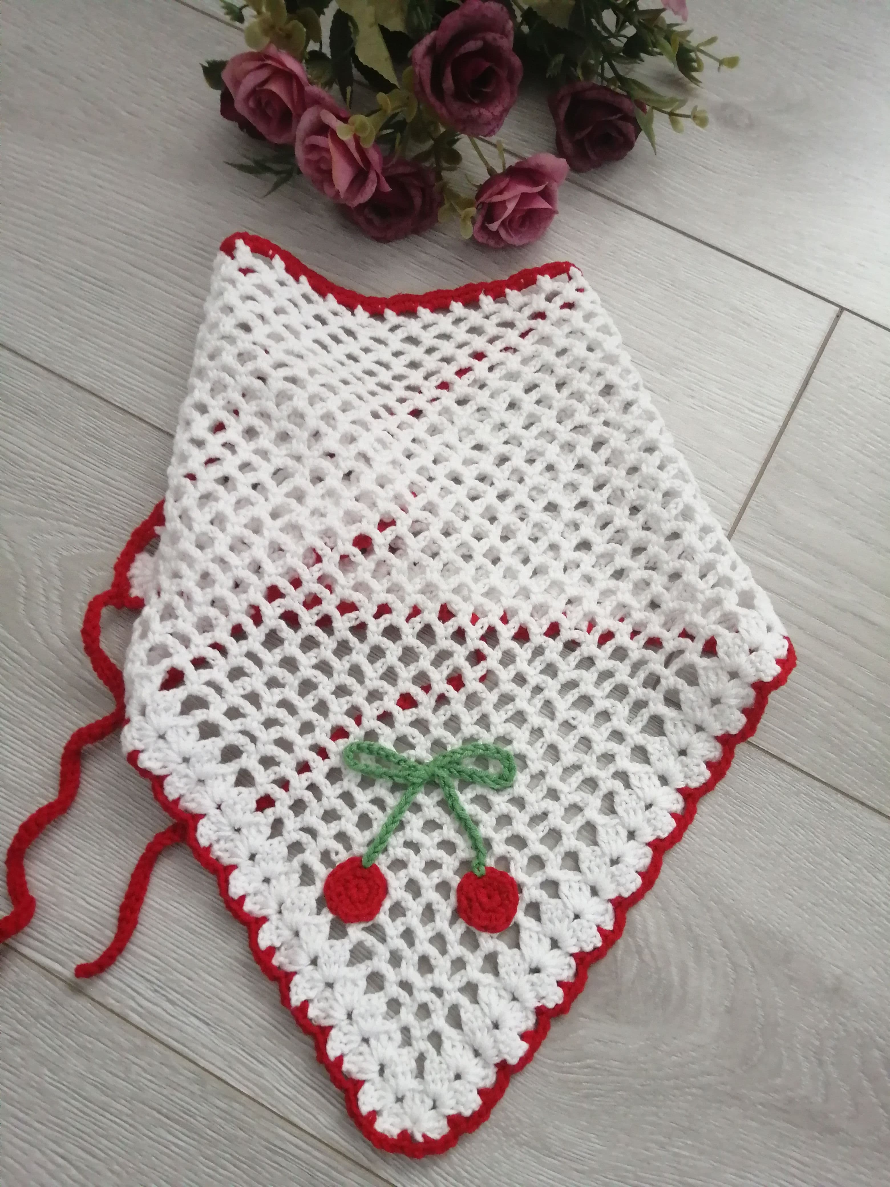 Örgü Bandana Kiraz Detaylı 