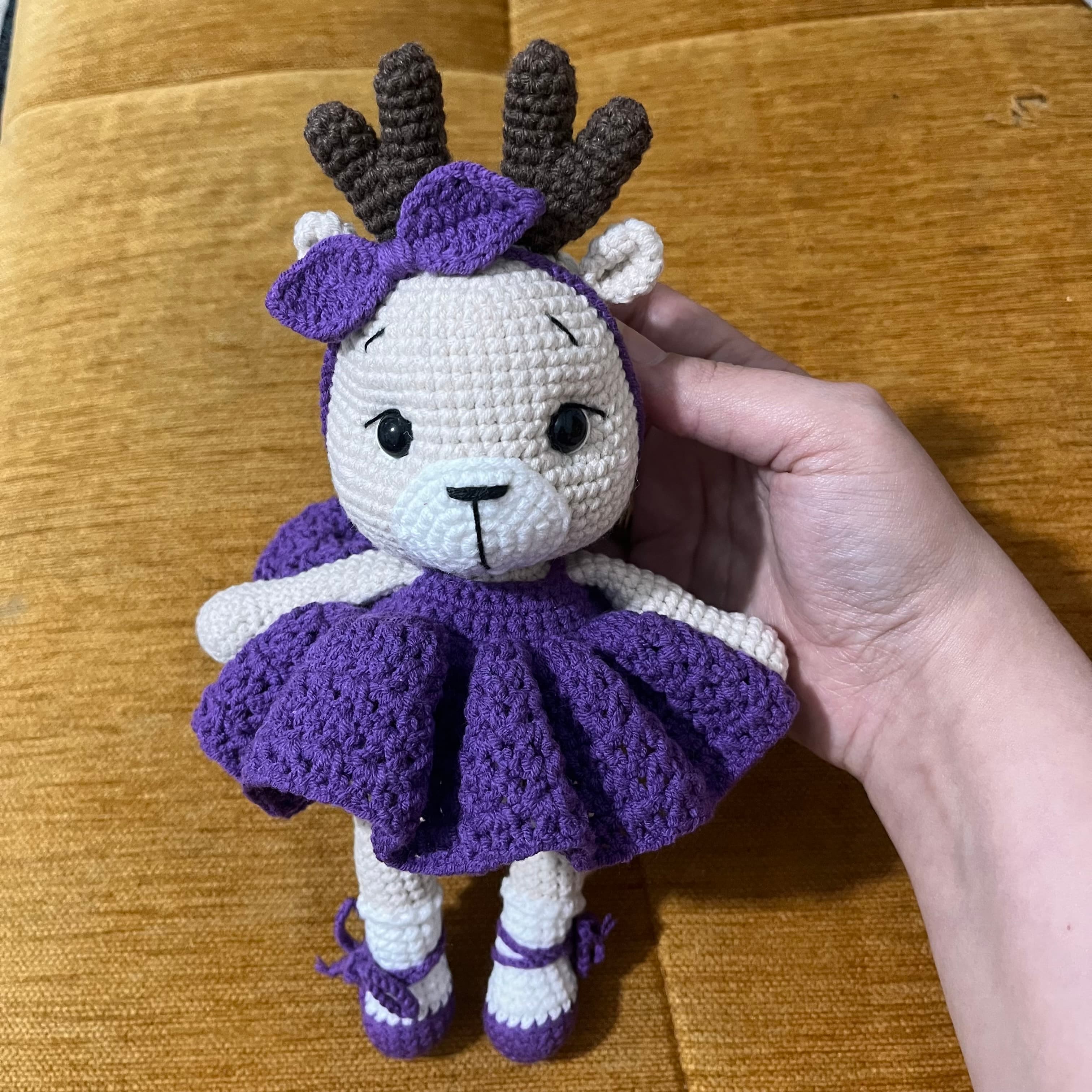 Amigurumi Mor Elbiseli Geyik Oyuncak 🦌💜 thumbnail 1