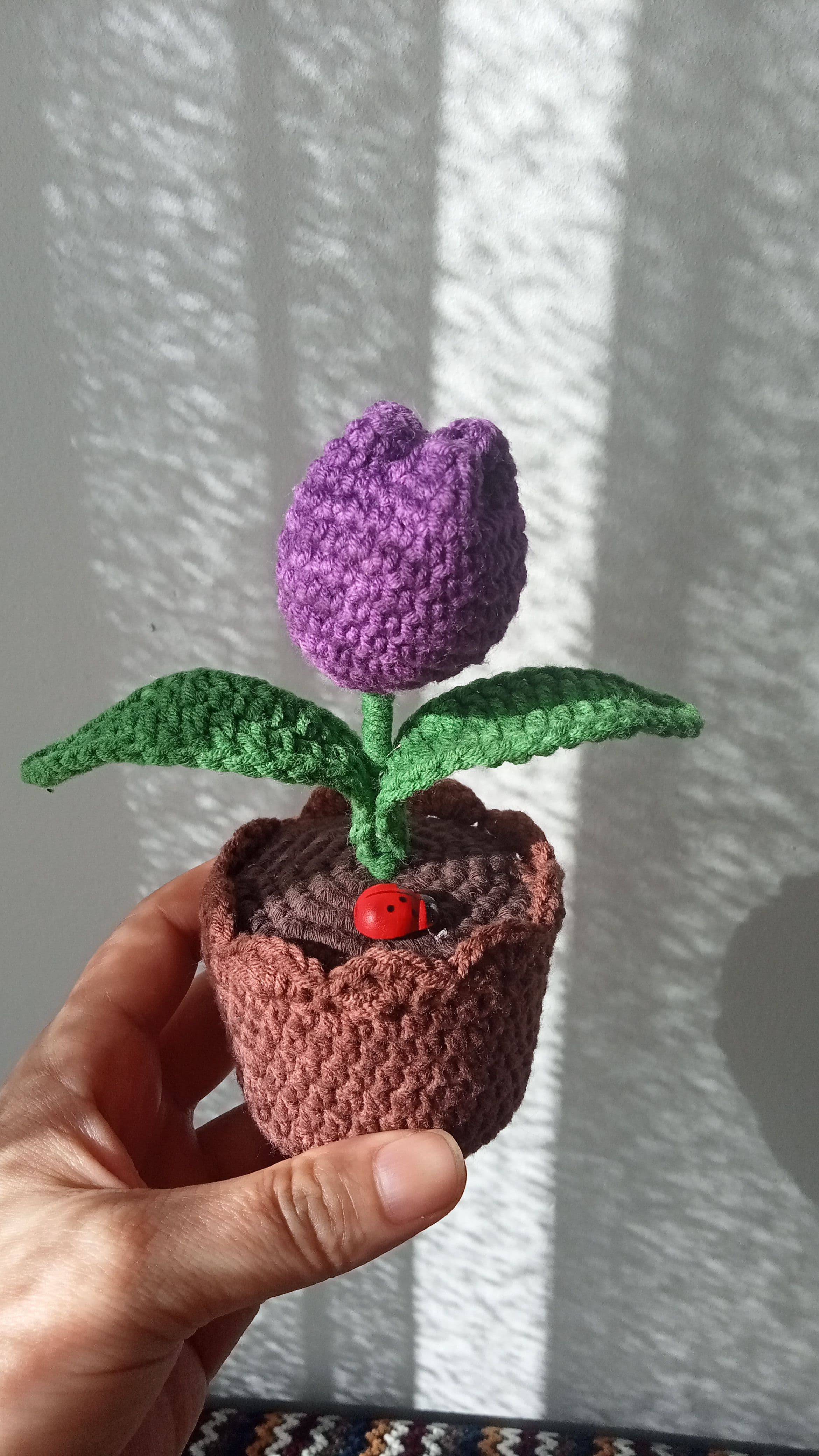 Mor Saksı Lale Amigurumi Solmayan Çiçek  thumbnail 1