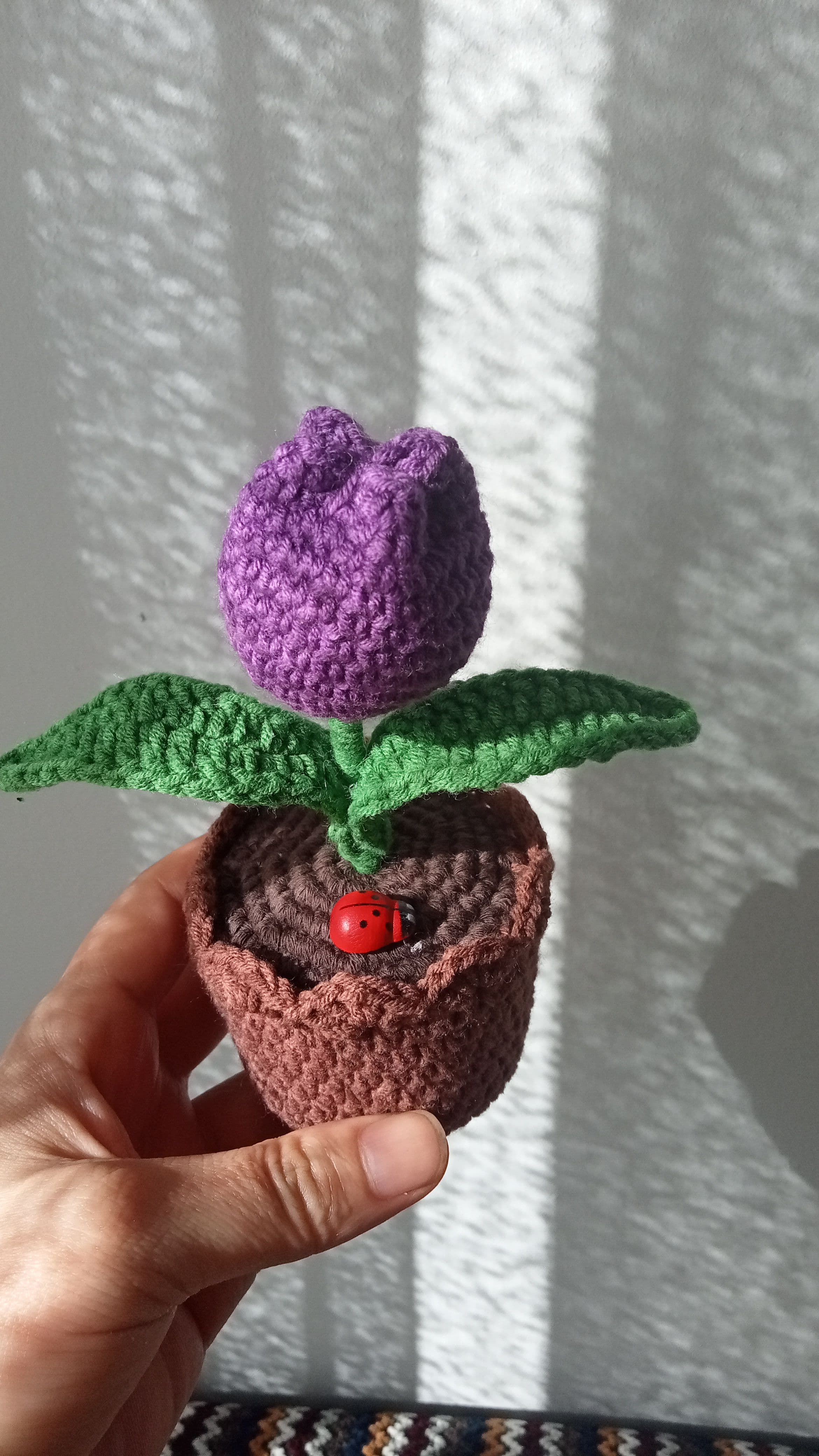Mor Saksı Lale Amigurumi Solmayan Çiçek  thumbnail 2