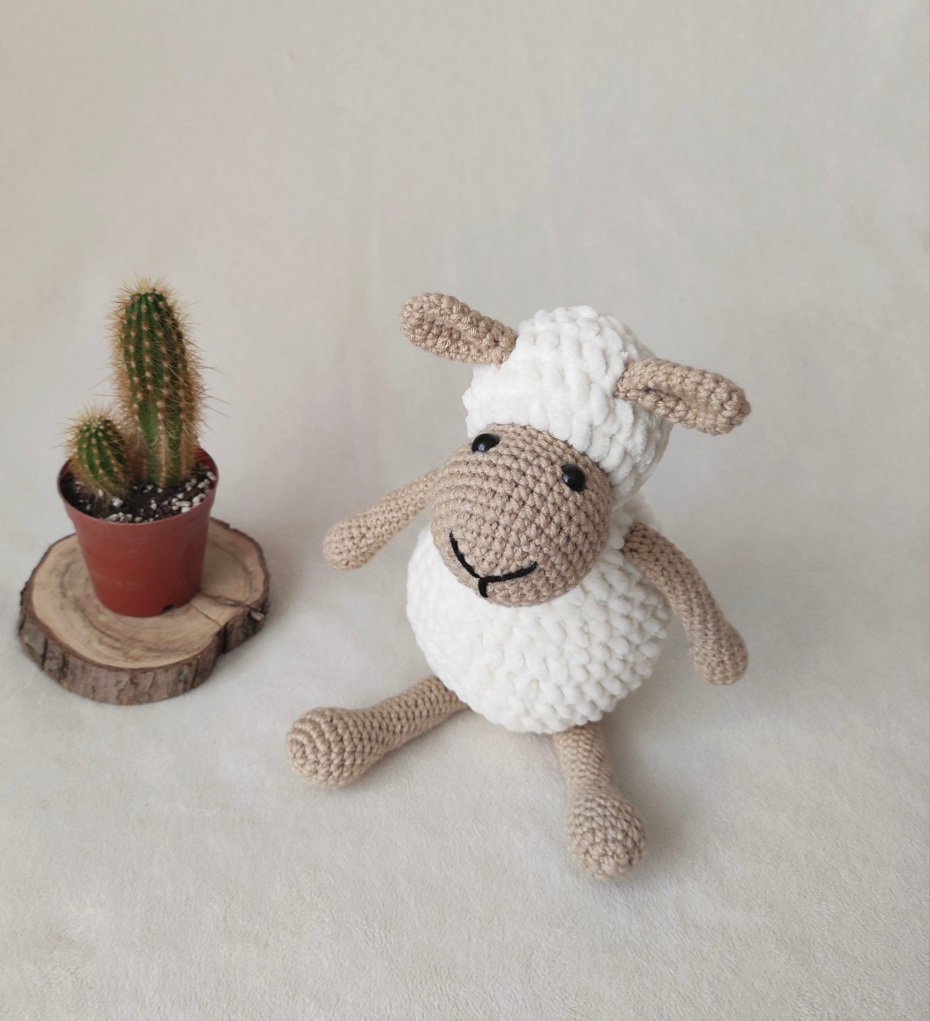 Amigurumi Kadife Kuzu Oyuncak  thumbnail 2