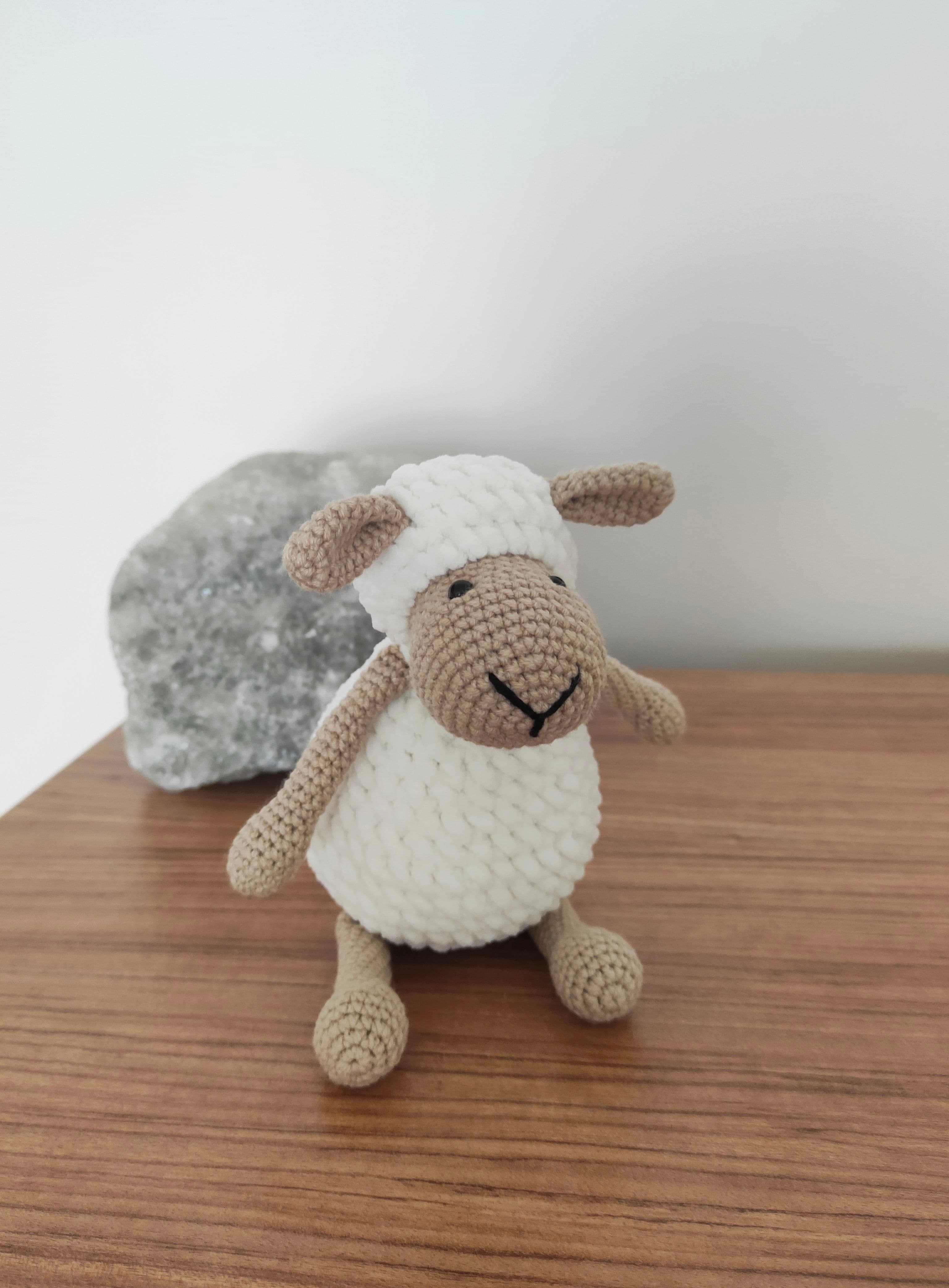 Amigurumi Kadife Kuzu Oyuncak  thumbnail 1